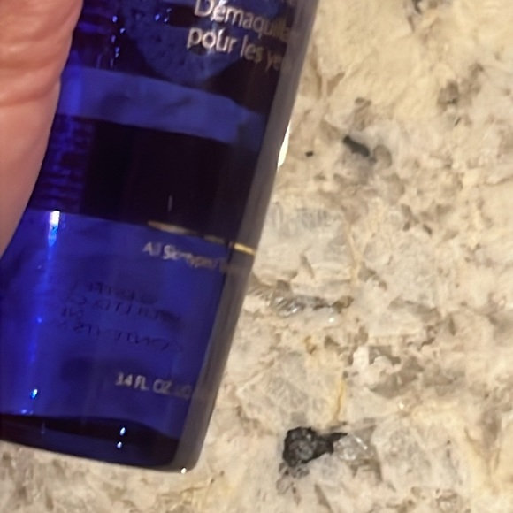 ESTEE LAUDER Gentle Eye Makeup Remover All Skin Types 3.4 fl oz 100 mL - Picture 3 of 8